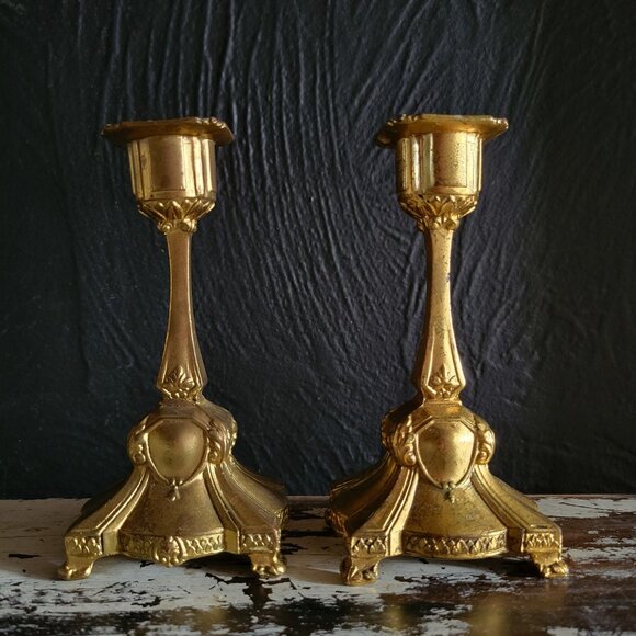 Pair of Vintage Victorian Art Nouveau Gold Tone Metal Candle Holders - Picture 3 of 8